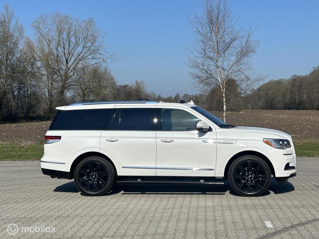 Lincoln Navigator Black Label op Grijs kenteken. 52958308-0.jpg | Terp Auto’s