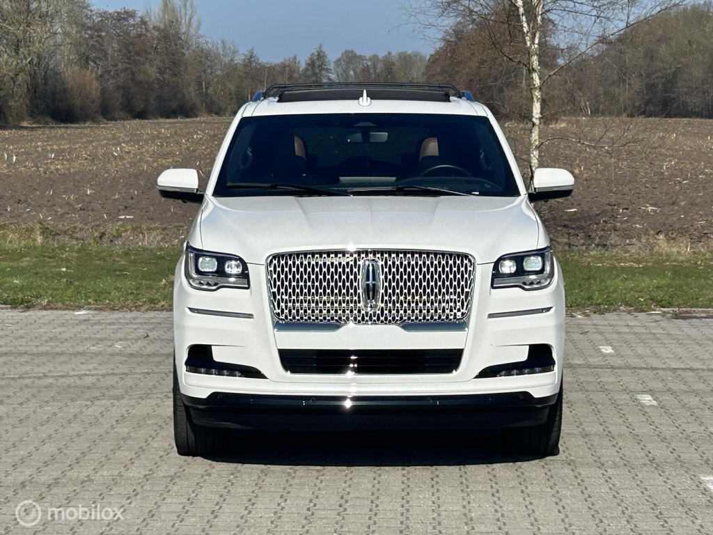 Lincoln Navigator Black Label op Grijs kenteken. 52958308-0.jpg | Terp Auto’s